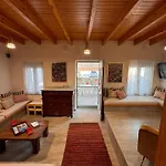 Ianos Maisonette *