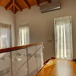 Ianos Maisonette *