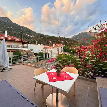 Ianos Maisonette 別荘
