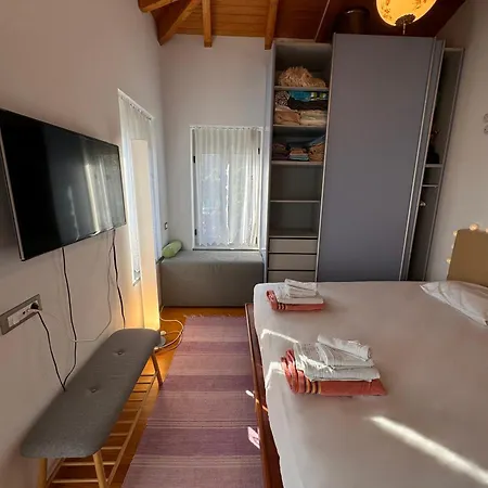 Holiday home Ianos Maisonette *