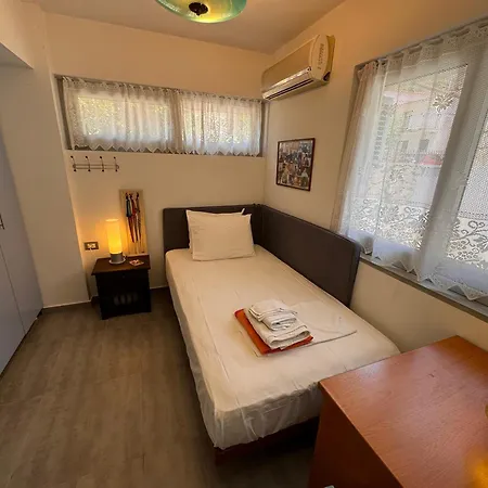 Ianos Maisonette * Paralia Sergoulas