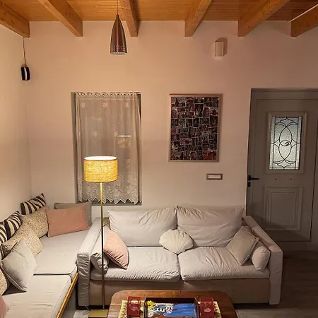 度假居 Ianos Maisonette