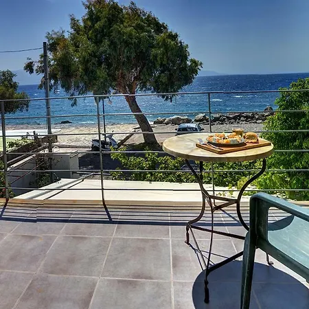 Ianos Maisonette *