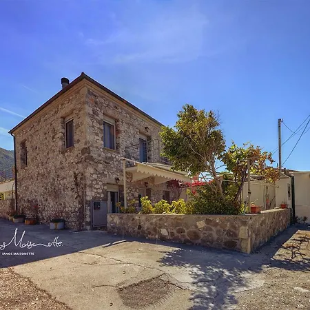 度假居 Ianos Maisonette
